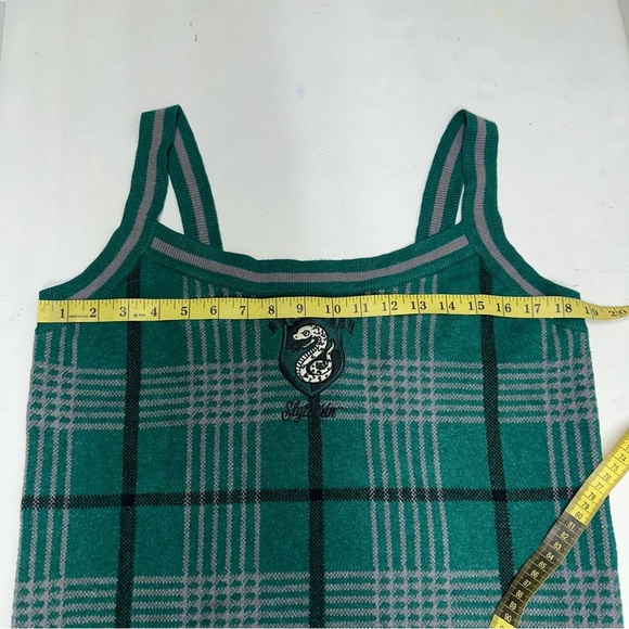 HARRY POTTER Green Plaid Tank Top with Snake Emblem SIZE 2X - Picture 5 of 9